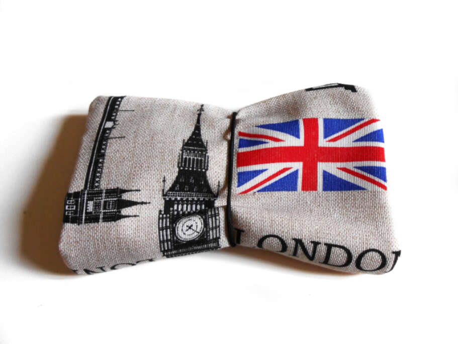 London motifs fabric tobacco pouch
